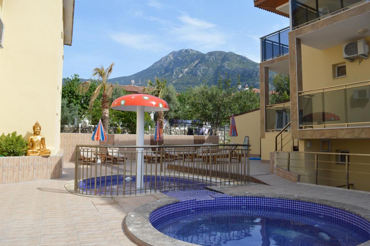 Yalcin Hotel & Villas 올루데니스 외부 사진