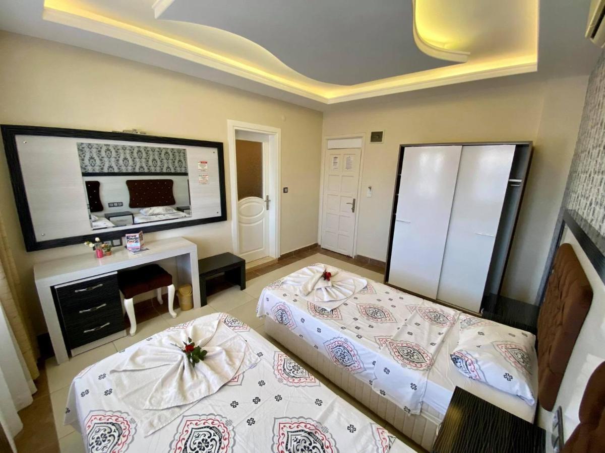Yalcin Hotel & Villas 올루데니스 외부 사진