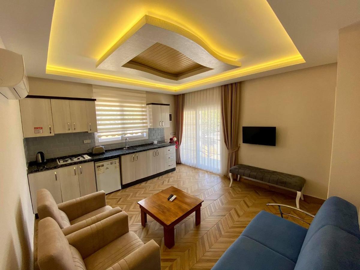 Yalcin Hotel & Villas 올루데니스 외부 사진